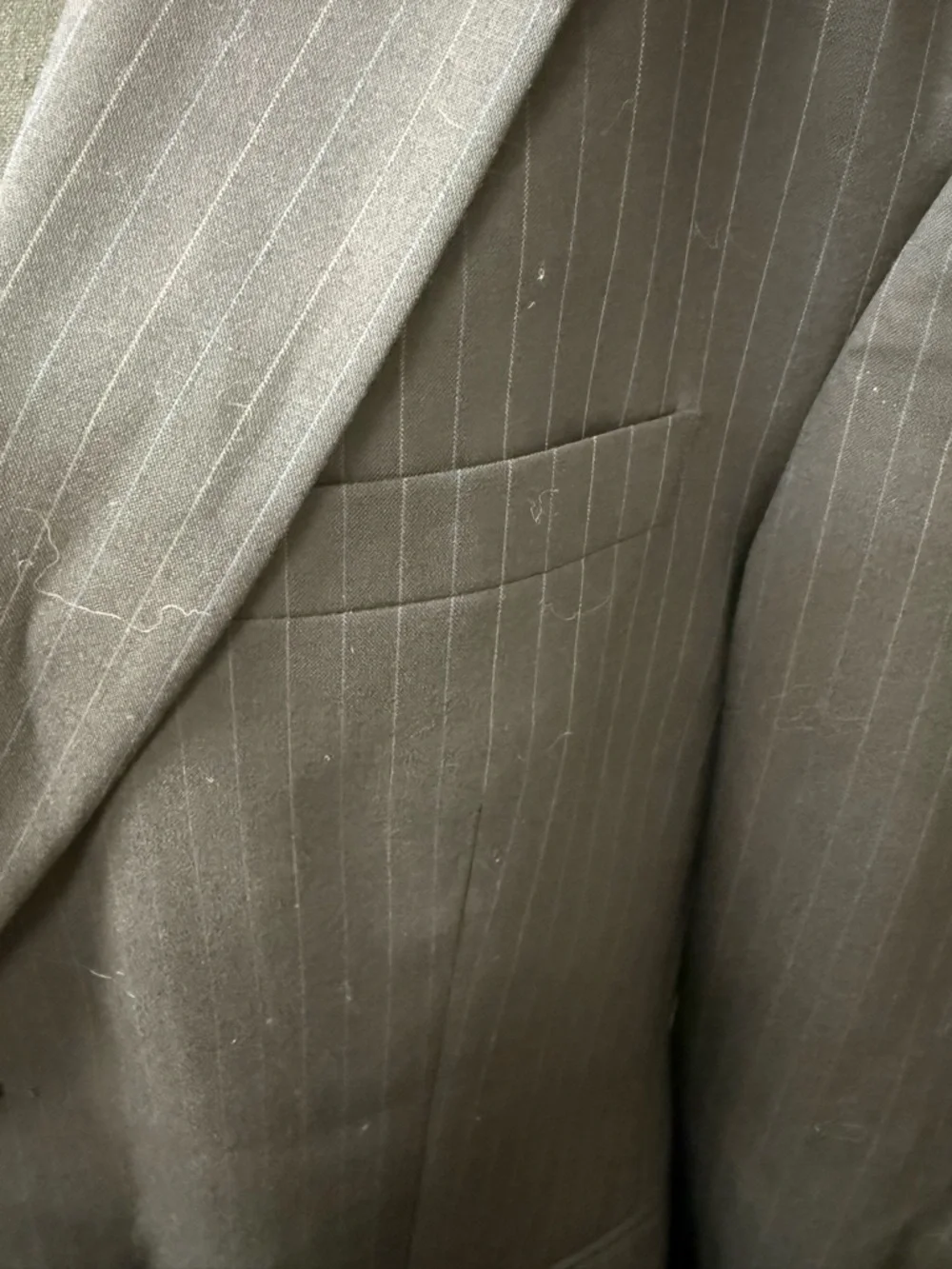 Jos A Bank Black Pinstripe Wool Blazer 42R Classic Business Suit Jacket